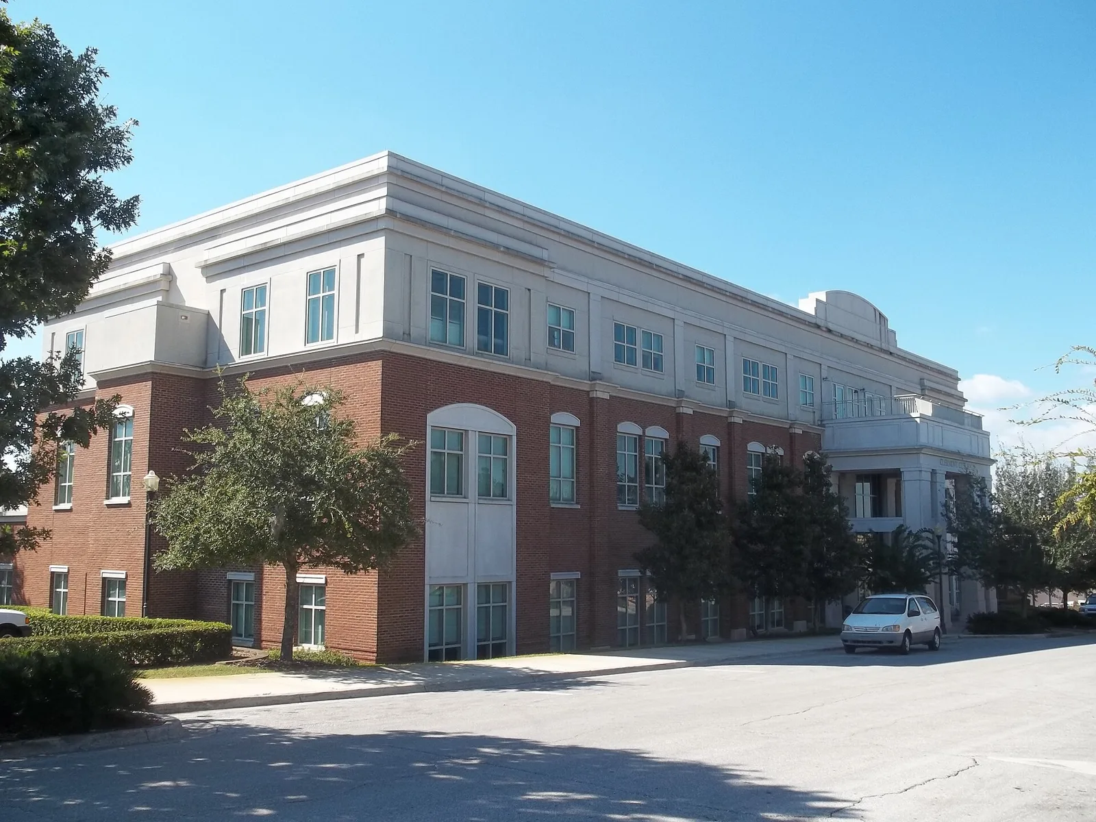 Clermont City Hall at 685 W. Montrose St., home of Building Services and the Planning Division.
