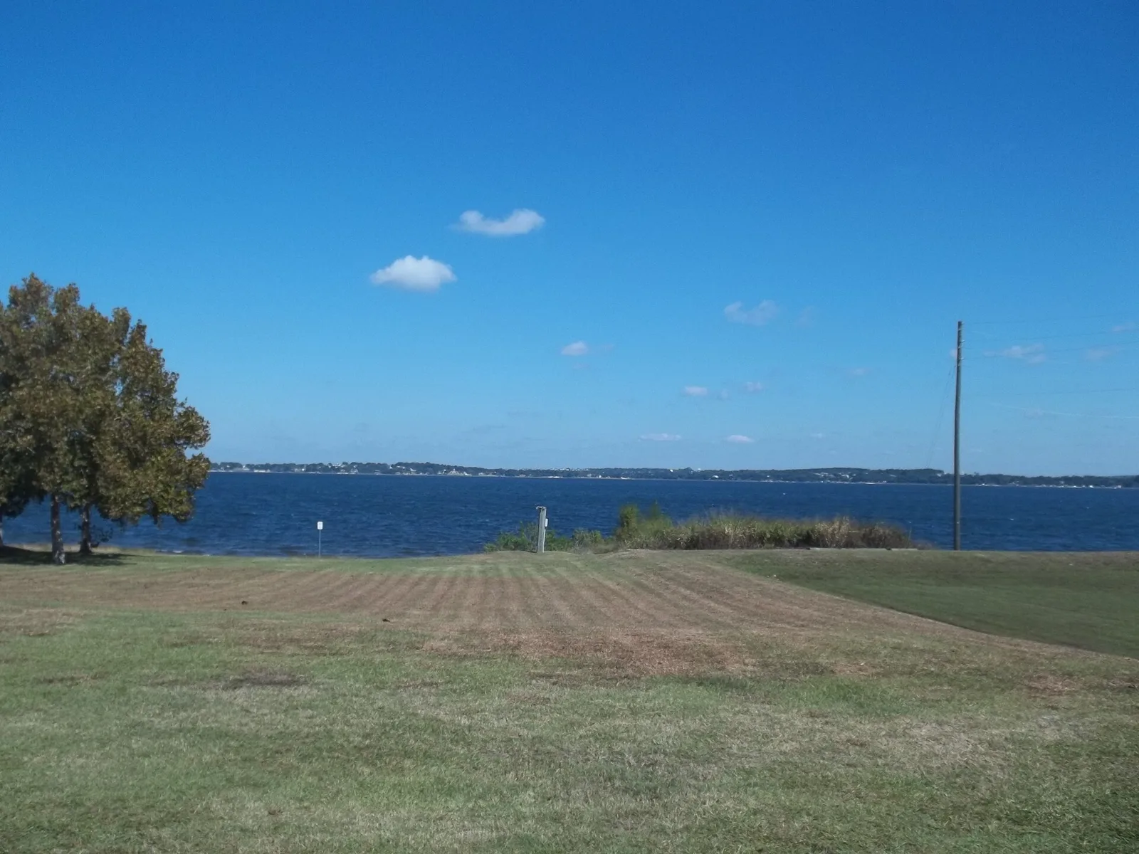 Lake Minneola from the Clermont shore, north of downtown
